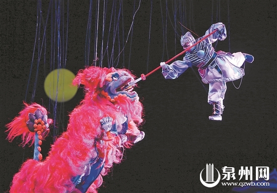 开幕式专场演出提线木偶戏《卢俊义》 开幕式专场演出提线木偶戏《卢俊义》